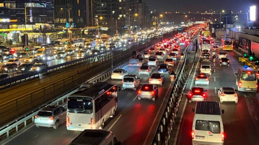 Trafik cezaları değişti! 10 madde daha Meclis'ten geçti: Araç sahipleri bu listeye bakmalı 4